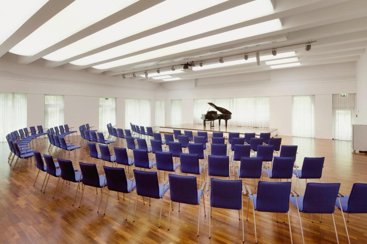Katholische Akademie Schwerte Hotel Bagian luar foto