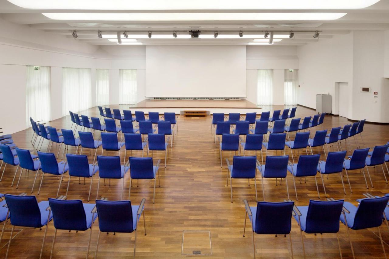 Katholische Akademie Schwerte Hotel Bagian luar foto