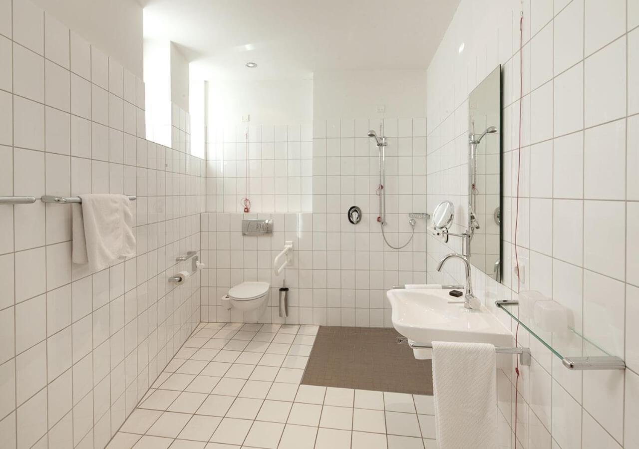 Katholische Akademie Schwerte Hotel Bagian luar foto